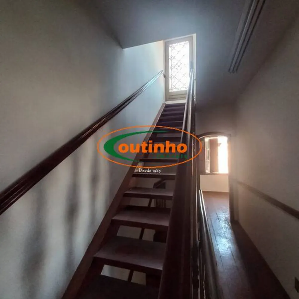 Casa, 4 quartos, 242 m² - Foto 22