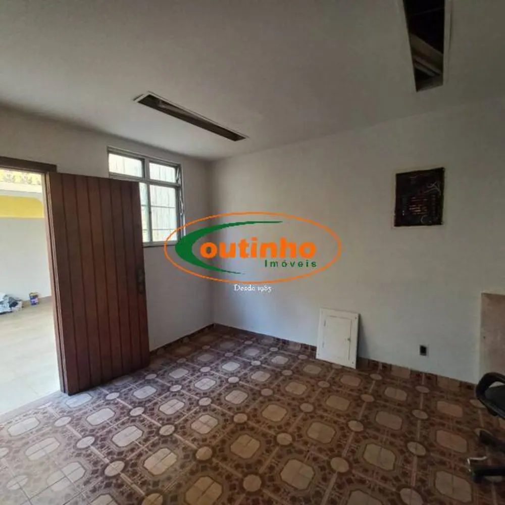 Casa, 4 quartos, 242 m² - Foto 4