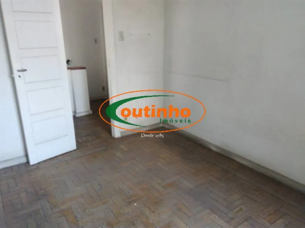 Casa, 5 quartos, 213 m² - Foto 2