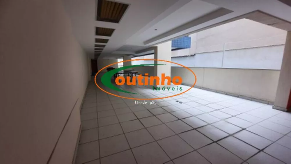 Apartamento à venda com 2 quartos, 69m² - Foto 14