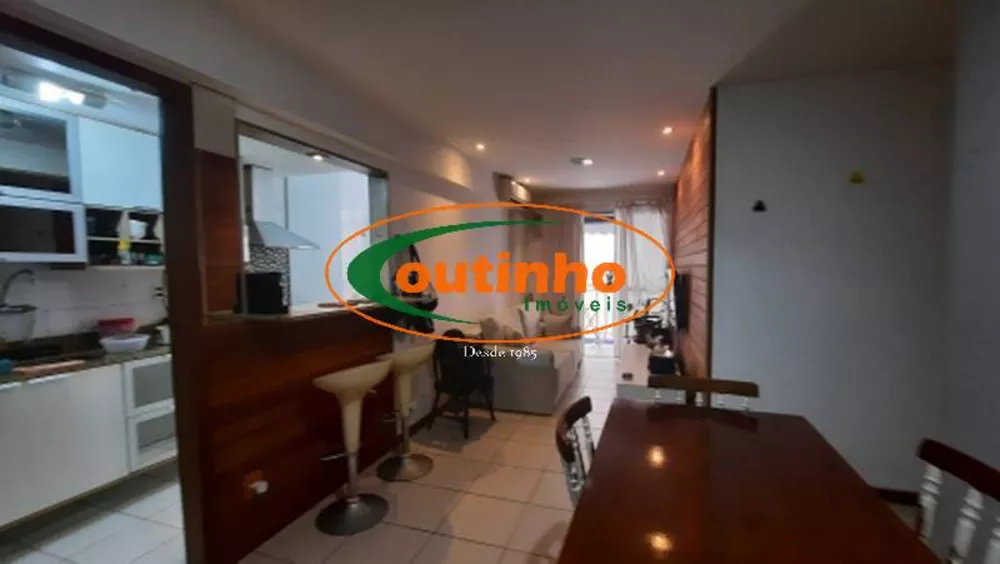 Apartamento à venda com 2 quartos, 69m² - Foto 3