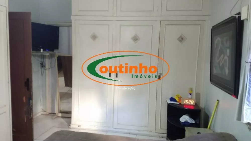 Apartamento à venda com 3 quartos, 213m² - Foto 11