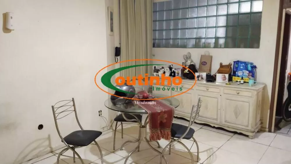 Apartamento à venda com 3 quartos, 213m² - Foto 13