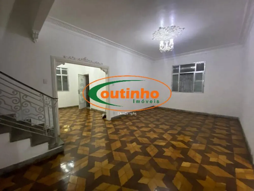 Casa, 4 quartos, 286 m² - Foto 1