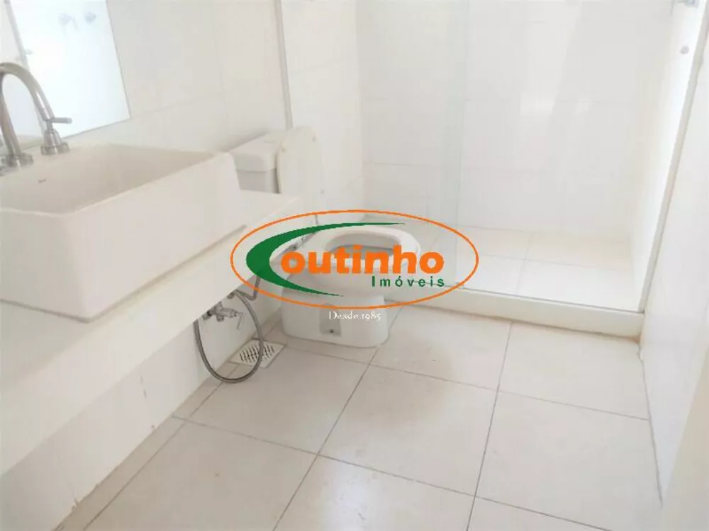 Apartamento à venda com 2 quartos, 65m² - Foto 22