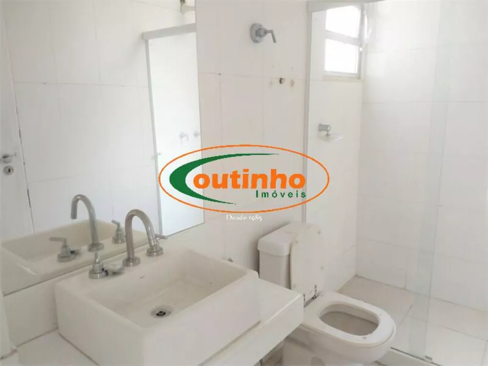 Apartamento à venda com 2 quartos, 65m² - Foto 24