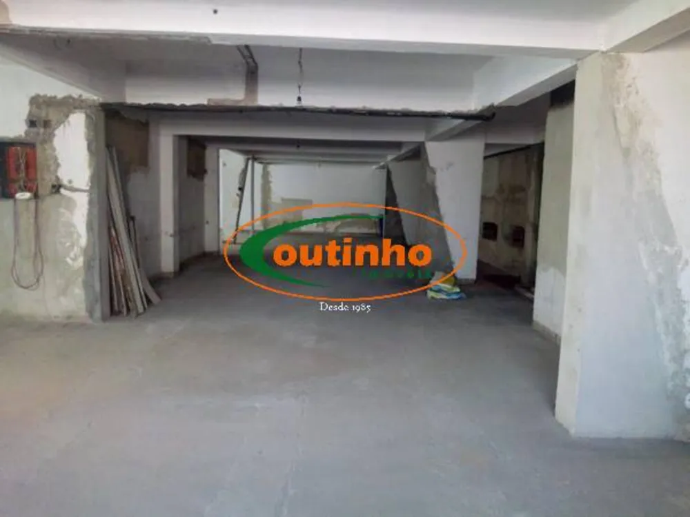 Loja-Salão, 1430 m² - Foto 1