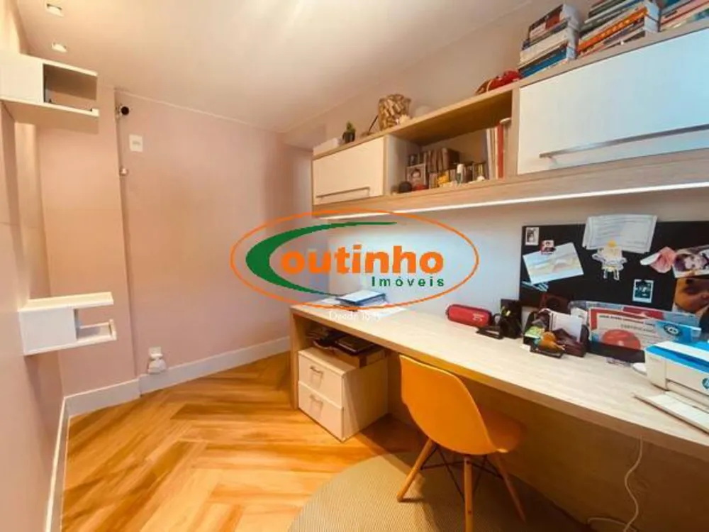 Apartamento, 3 quartos, 156 m² - Foto 2