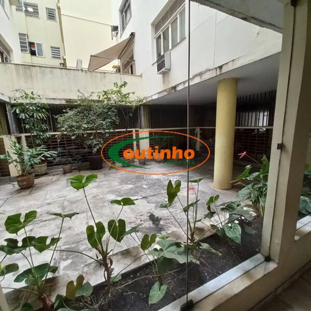 Apartamento, 3 quartos, 138 m² - Foto 1