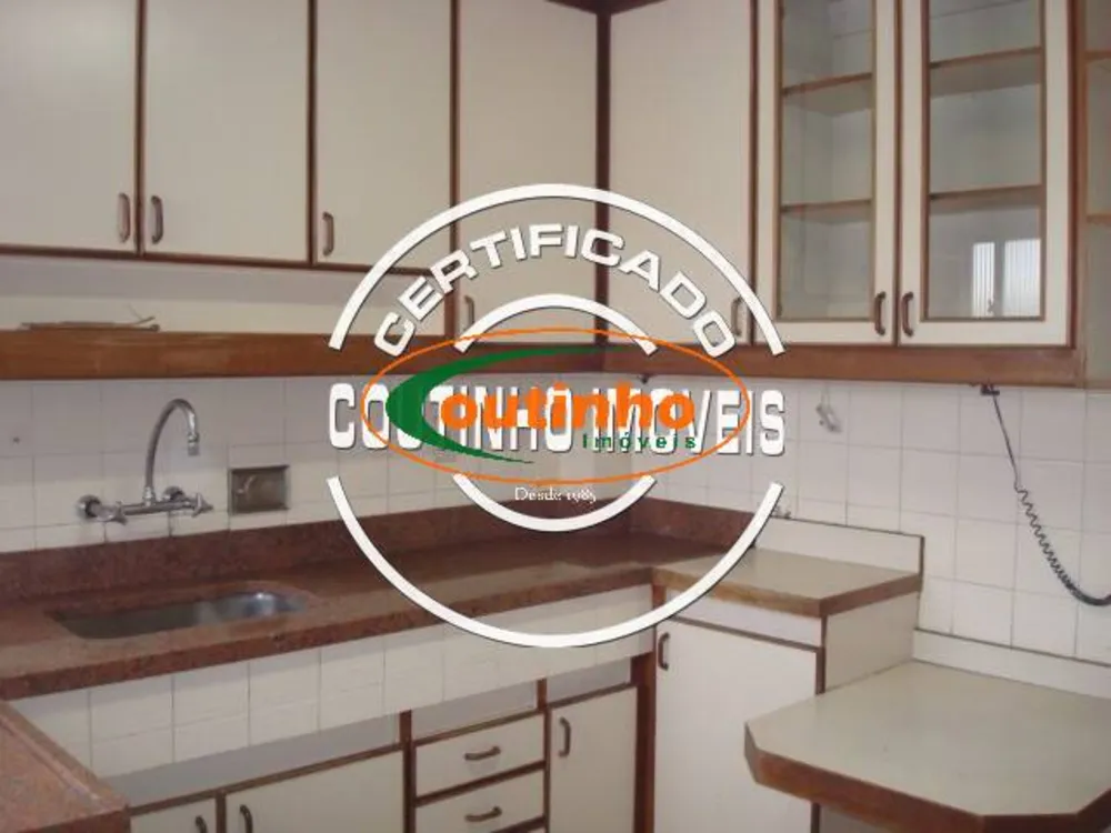Cobertura, 3 quartos, 215 m² - Foto 11
