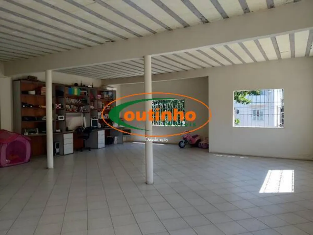 Casa, 6 quartos, 356 m² - Foto 2