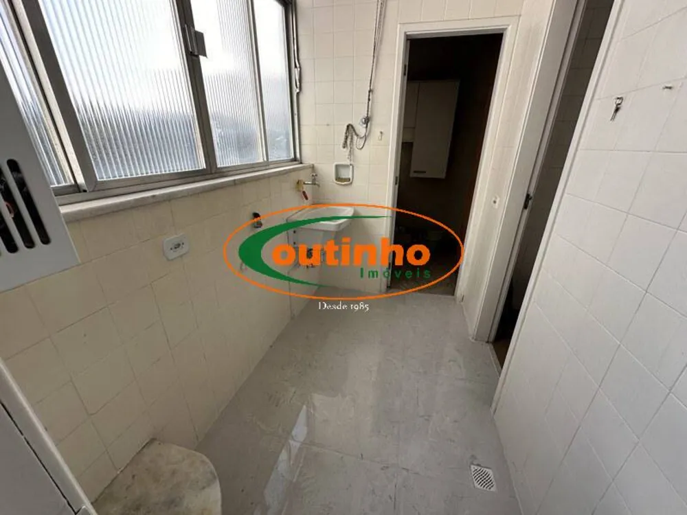 Apartamento, 3 quartos, 135 m² - Foto 2