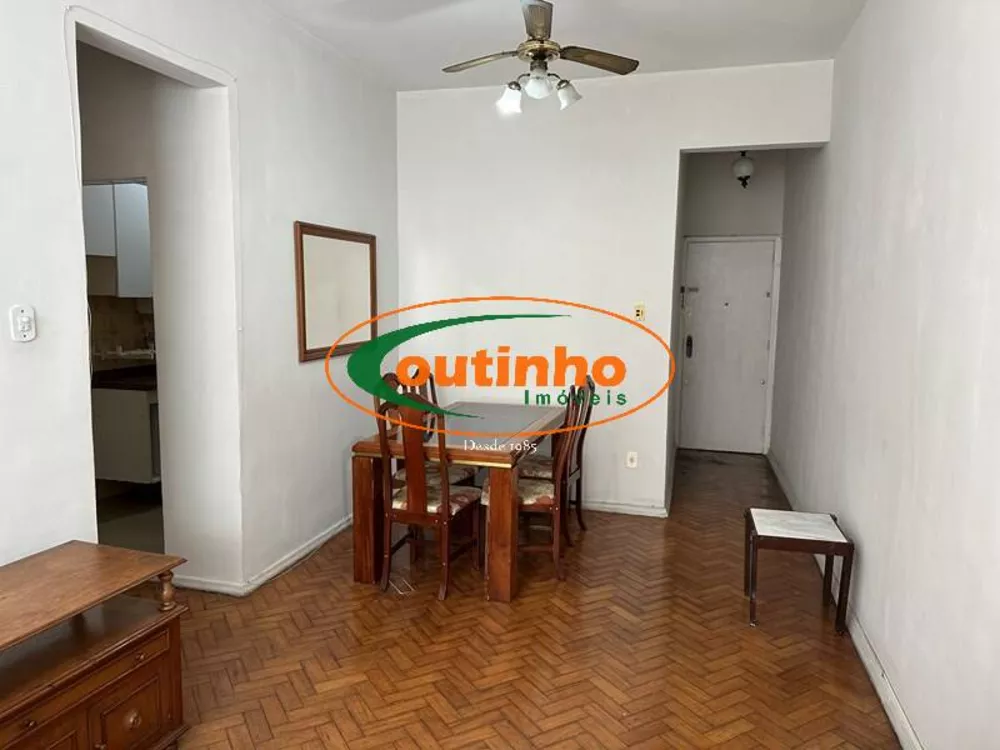 Apartamento à venda com 3 quartos, 104m² - Foto 3