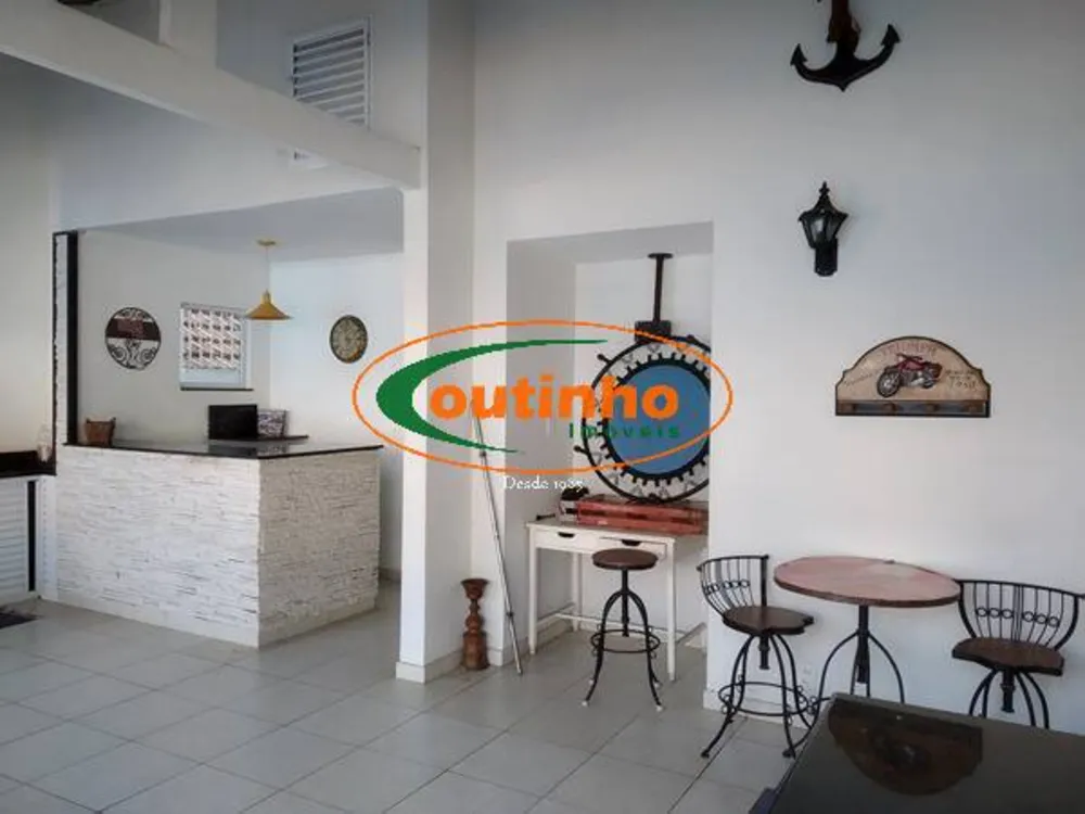 Casa, 5 quartos, 258 m² - Foto 11