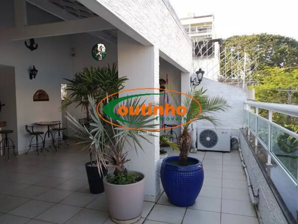 Casa, 5 quartos, 258 m² - Foto 9