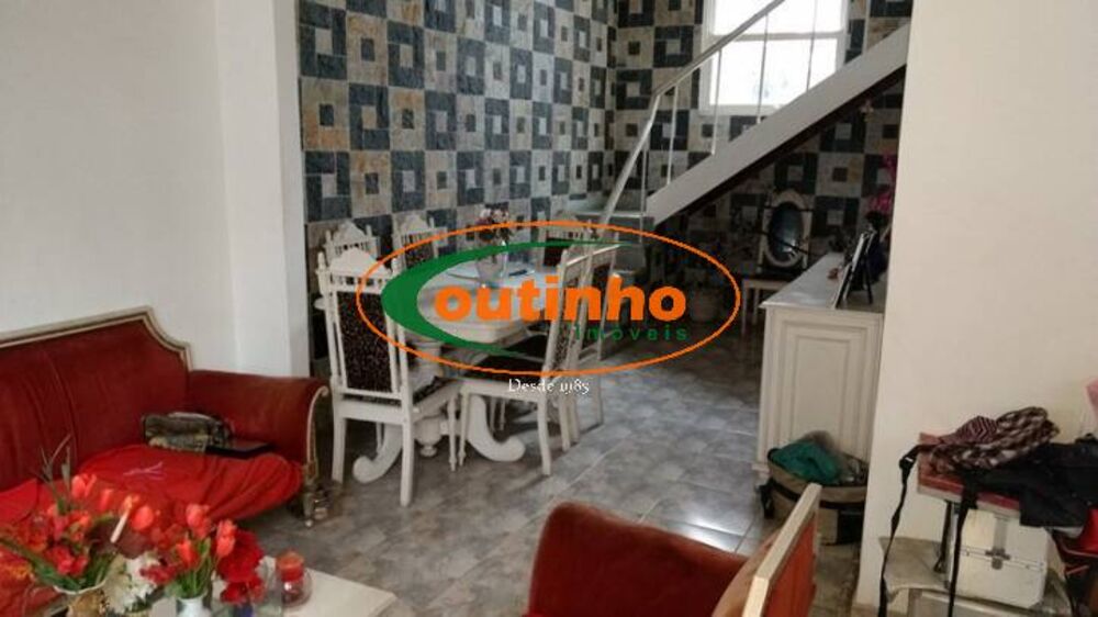 Casa à venda com 4 quartos, 192m² - Foto 1