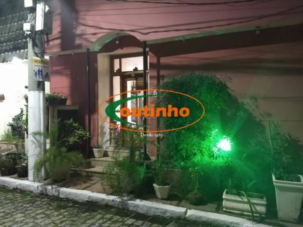 Casa, 4 quartos, 265 m² - Foto 2