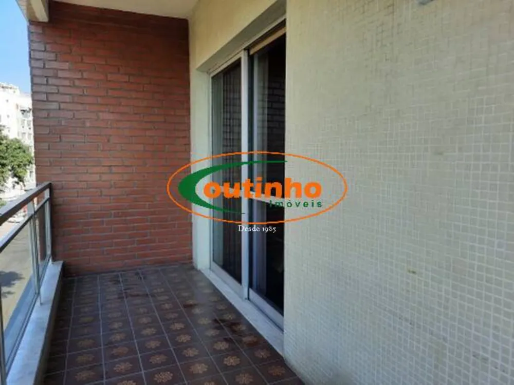 Apartamento, 3 quartos, 119 m² - Foto 2