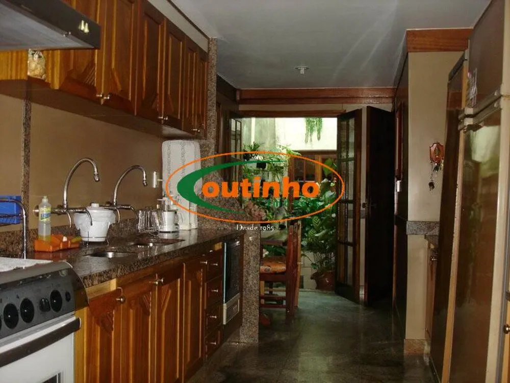 Casa, 3 quartos, 380 m² - Foto 1