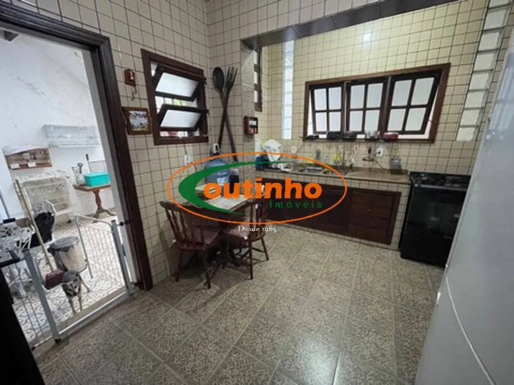 Casa, 5 quartos, 300 m² - Foto 23