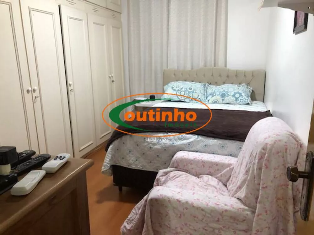 Apartamento à venda com 3 quartos, 120m² - Foto 17