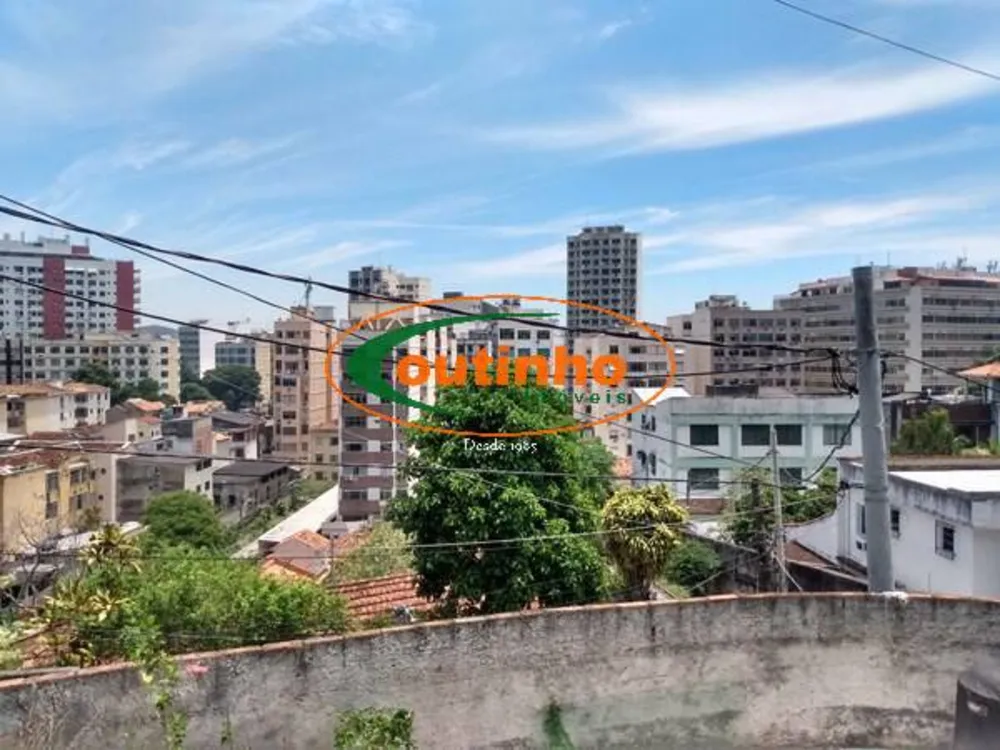 Casa, 3 quartos, 218 m² - Foto 4
