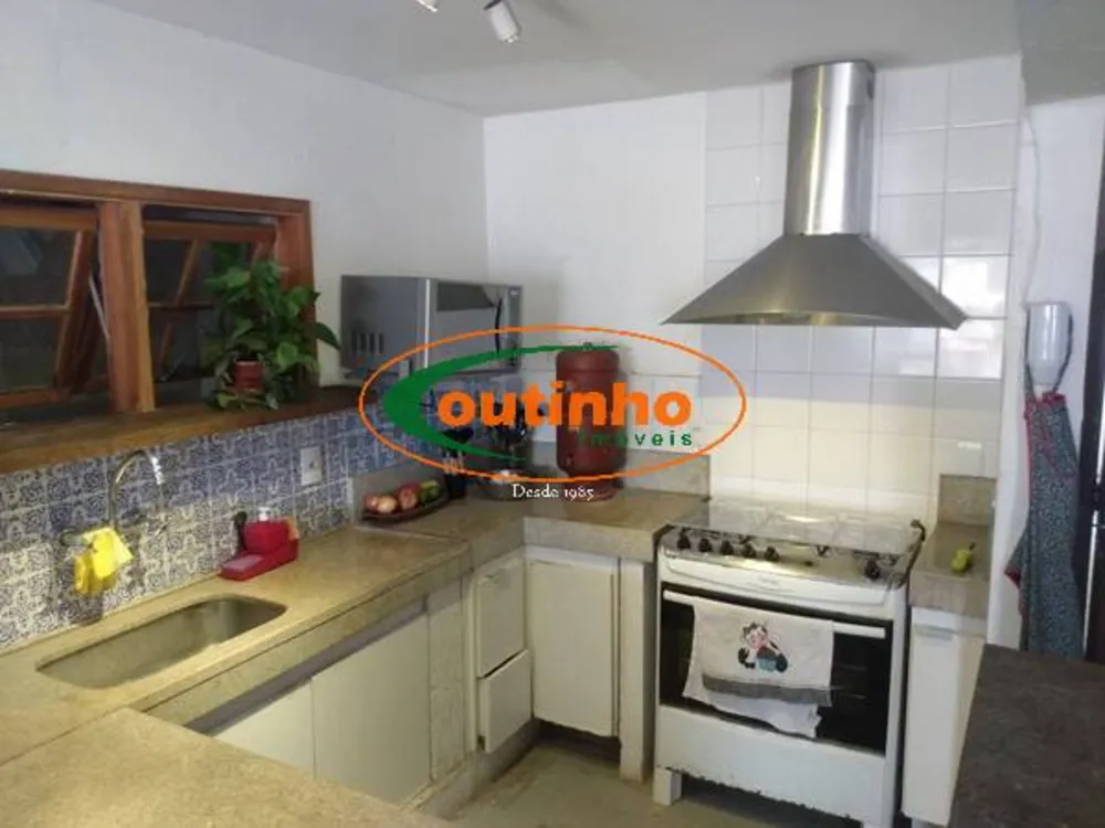 Casa, 3 quartos, 218 m² - Foto 8