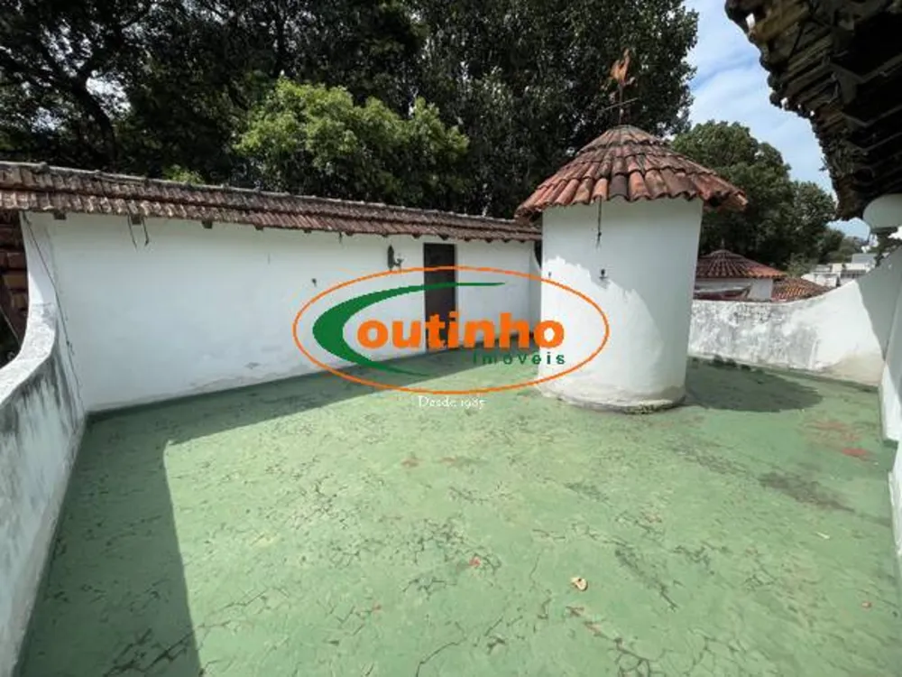Casa, 5 quartos, 240 m² - Foto 3
