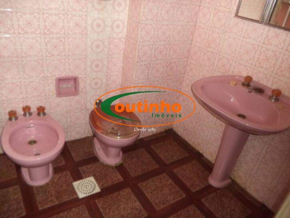 Apartamento à venda com 3 quartos, 97m² - Foto 3