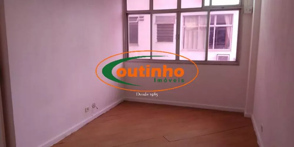 Apartamento à venda com 2 quartos, 69m² - Foto 9