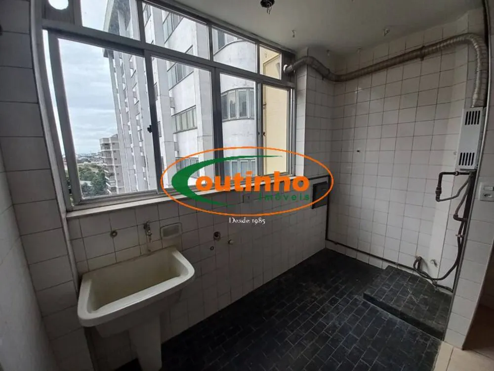 Apartamento, 3 quartos, 121 m² - Foto 2