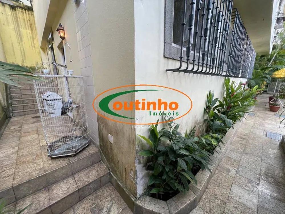 Casa, 6 quartos, 436 m² - Foto 2