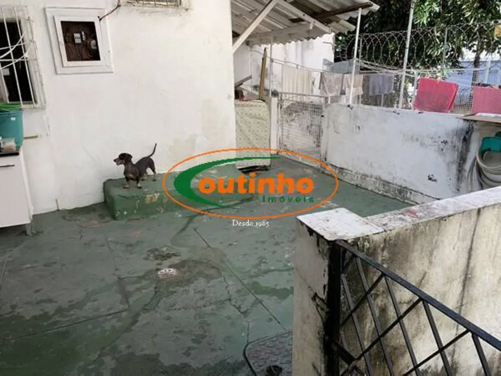 Casa, 4 quartos, 240 m² - Foto 1