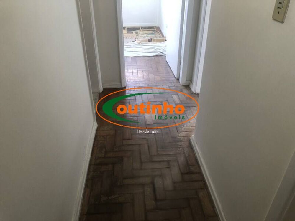 Apartamento à venda com 2 quartos, 83m² - Foto 4