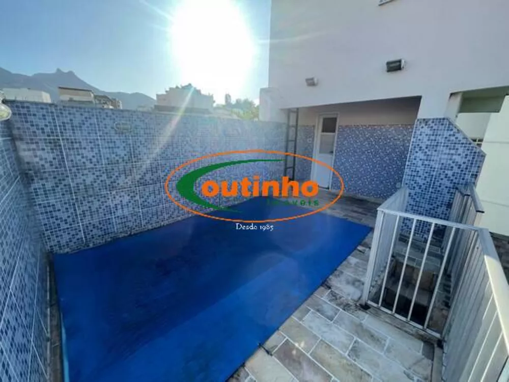 Casa à venda com 5 quartos, 257m² - Foto 2