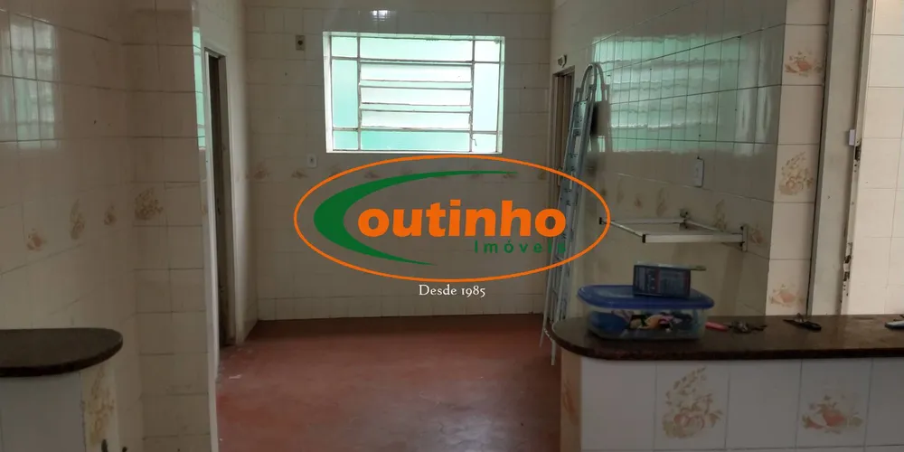 Casa, 7 quartos, 234 m² - Foto 1