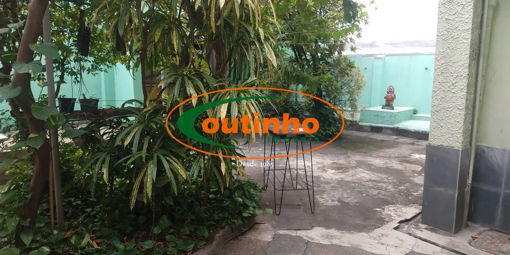 Casa, 7 quartos, 234 m² - Foto 2