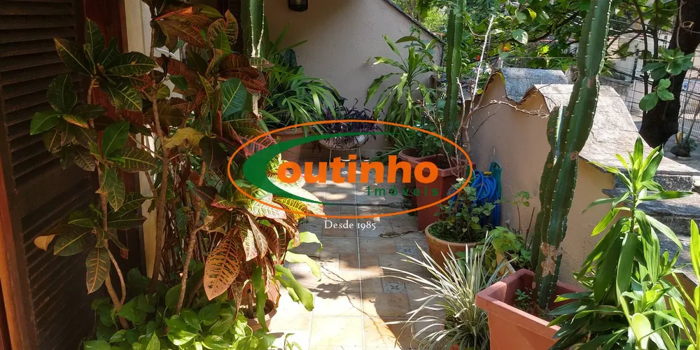 Casa, 4 quartos, 270 m² - Foto 35