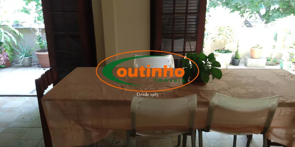 Casa, 4 quartos, 270 m² - Foto 4