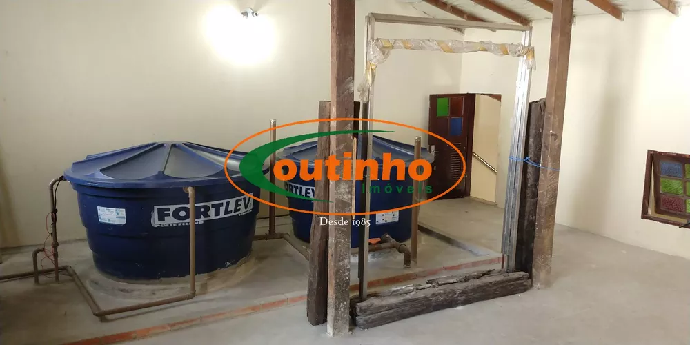 Casa, 4 quartos, 270 m² - Foto 10