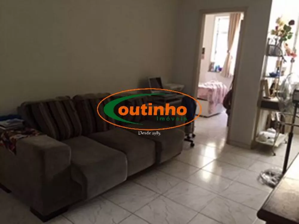 Apartamento à venda com 2 quartos, 78m² - Foto 2