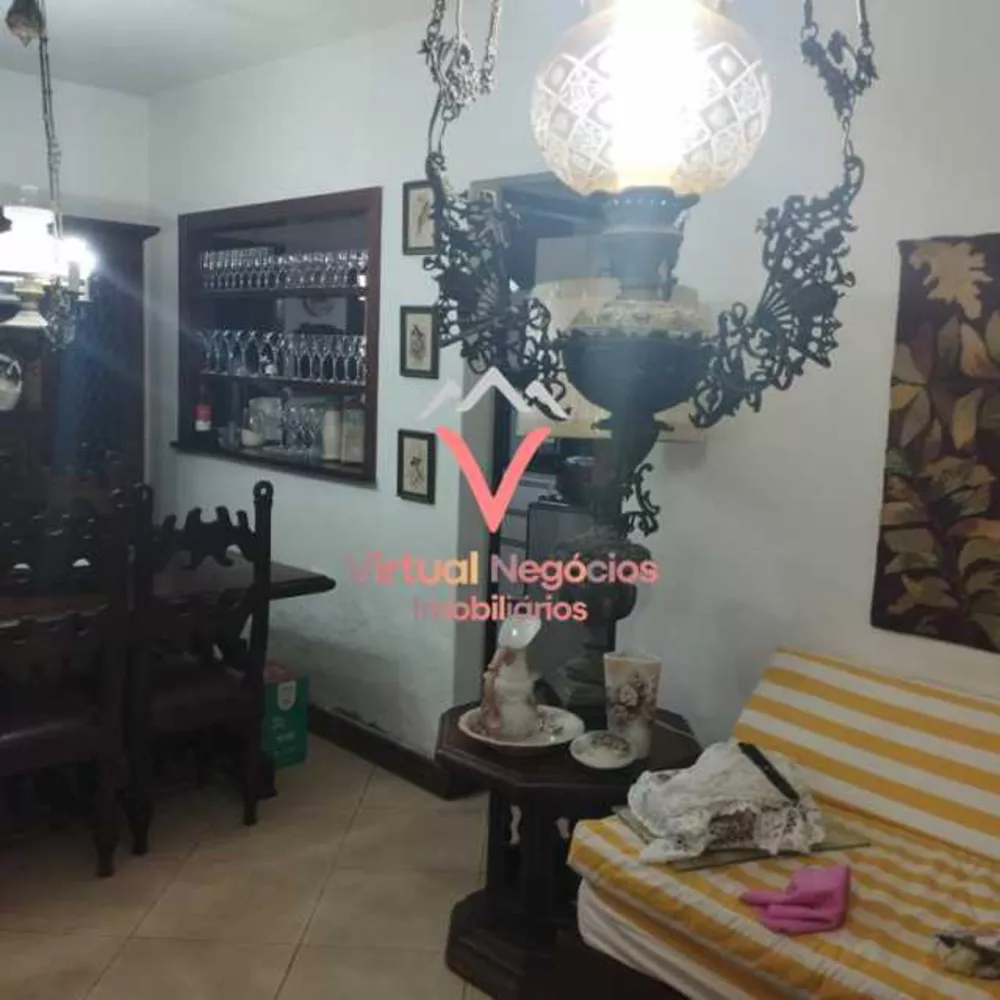 Casa, 5 quartos, 200 m² - Foto 9