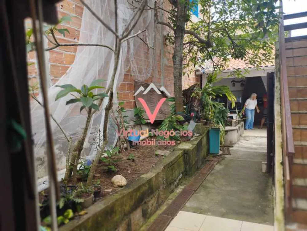 Casa, 5 quartos, 200 m² - Foto 18
