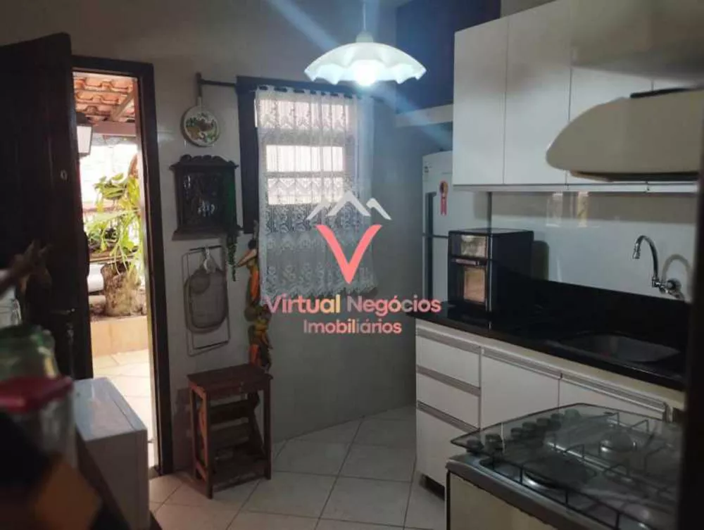 Casa, 5 quartos, 200 m² - Foto 29