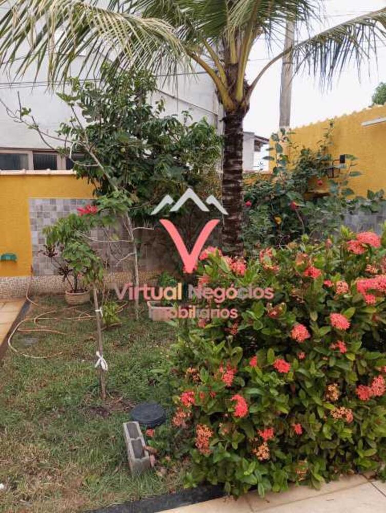Casa à venda com 2 quartos, 80m² - Foto 2