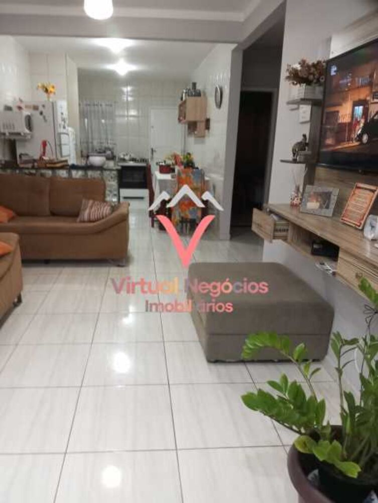 Casa à venda com 2 quartos, 80m² - Foto 4