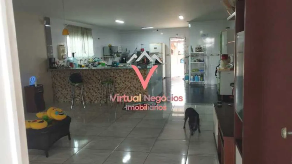 Casa, 3 quartos, 200 m² - Foto 4