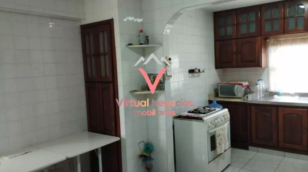Casa, 4 quartos, 230 m² - Foto 10