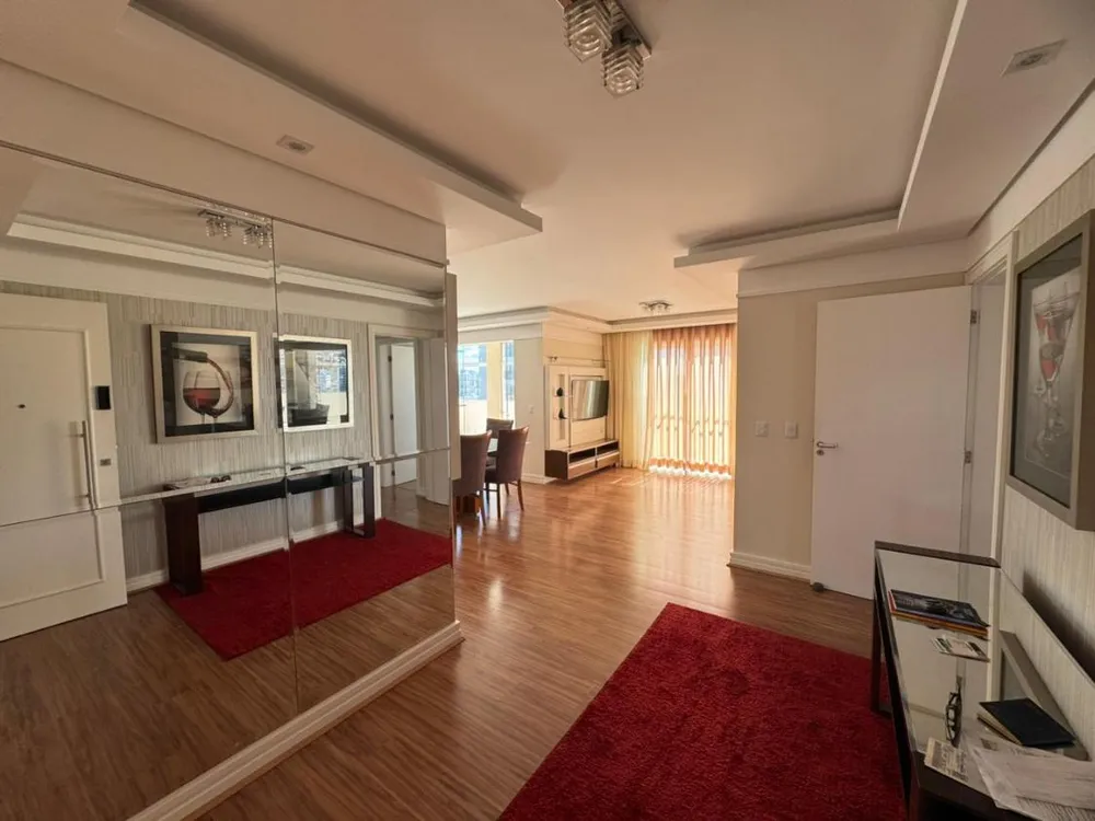 Cobertura, 3 quartos, 226 m² - Foto 2