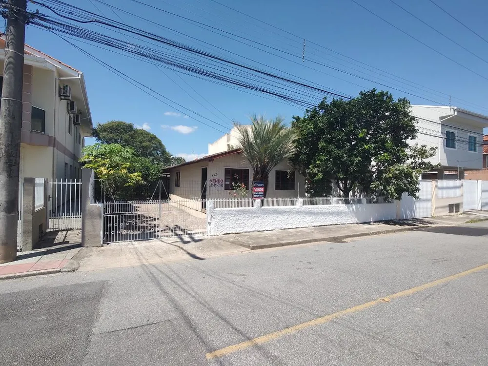 Casa, 3 quartos, 54 m² - Foto 1